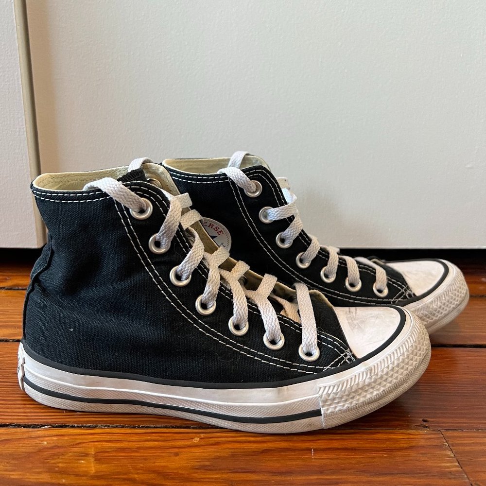 Converse Chuck Taylor All Star Classic- Black High Tops